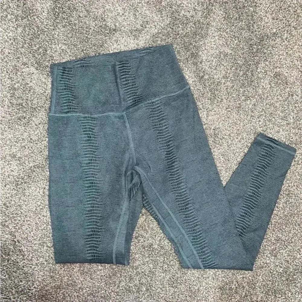 Zyia Leggings